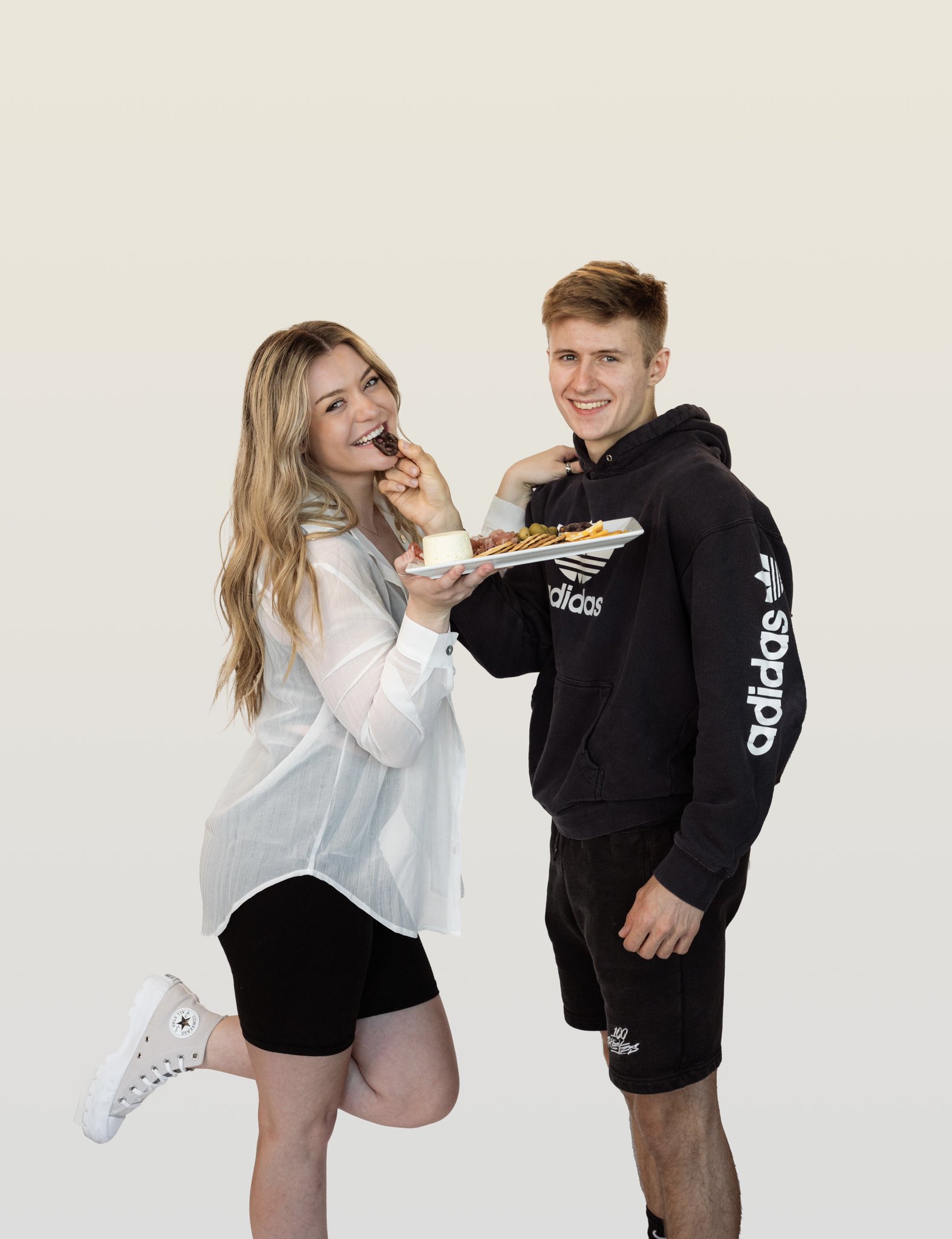 brooke on Twitter: “THATS WHAT SHE SAID ft. @Symfuhny OUT NOW!!! https