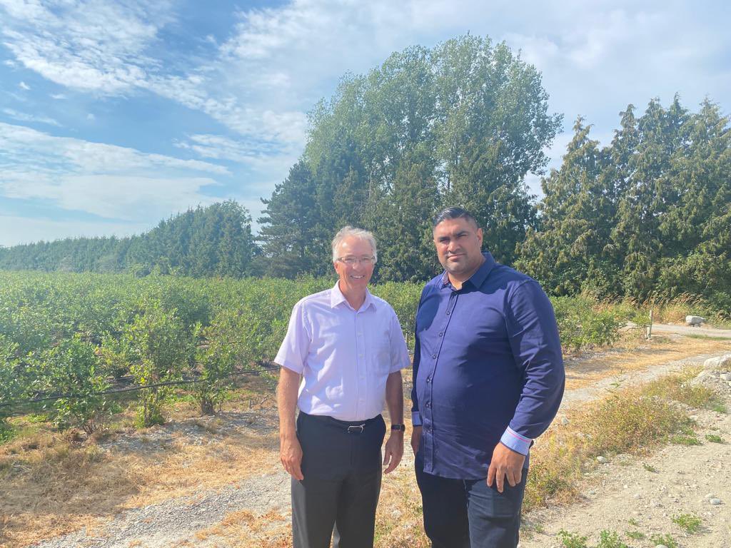 JohnRustad4BC's tweet photo. Great to chat with Harman Banghu. 

Harman is running for MLA in South Surrey. He's committed to fighting environmental elitist policies which punish working people.

I made a donation to him — and if you want to fight environmental elitism you should too: https://t.co/q6Ps7B0P1L https://t.co/GTGmkBSIKI