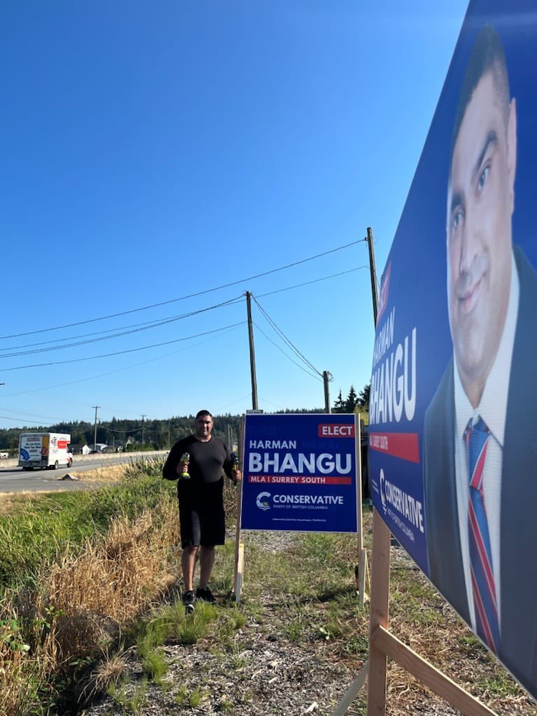 JohnRustad4BC's tweet photo. Great to chat with Harman Banghu. 

Harman is running for MLA in South Surrey. He's committed to fighting environmental elitist policies which punish working people.

I made a donation to him — and if you want to fight environmental elitism you should too: https://t.co/q6Ps7B0P1L https://t.co/GTGmkBSIKI