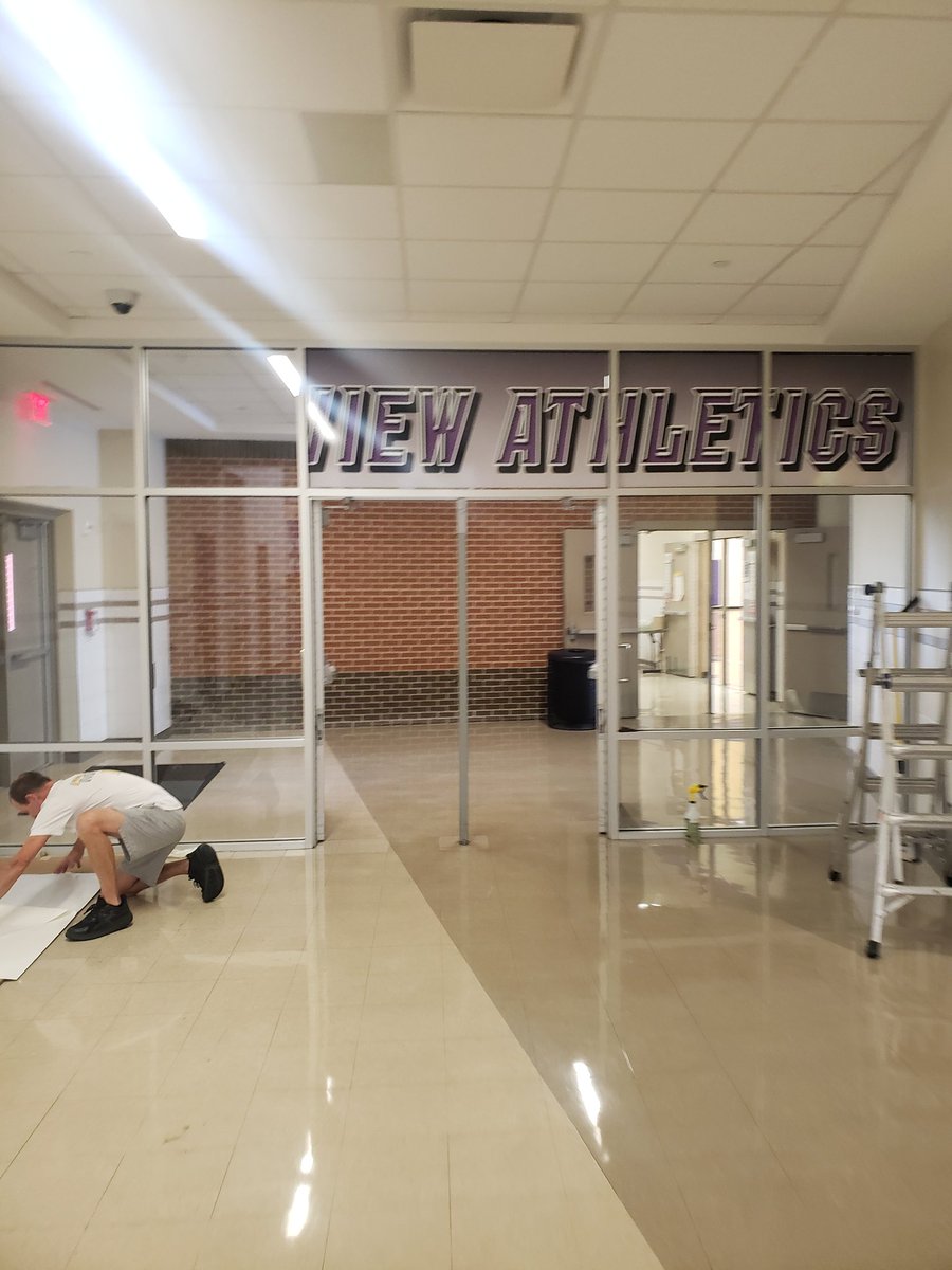TMS_LadyHawks's tweet photo. We got a face-lift!
Thank You @TimberviewMS
@Tviewboys 
@KISDAthletics
#HawkNation
#SoaringTogether 
#LadyHawksRock 
#FalconStrong 
#westayready https://t.co/GxlyOmPNWY
