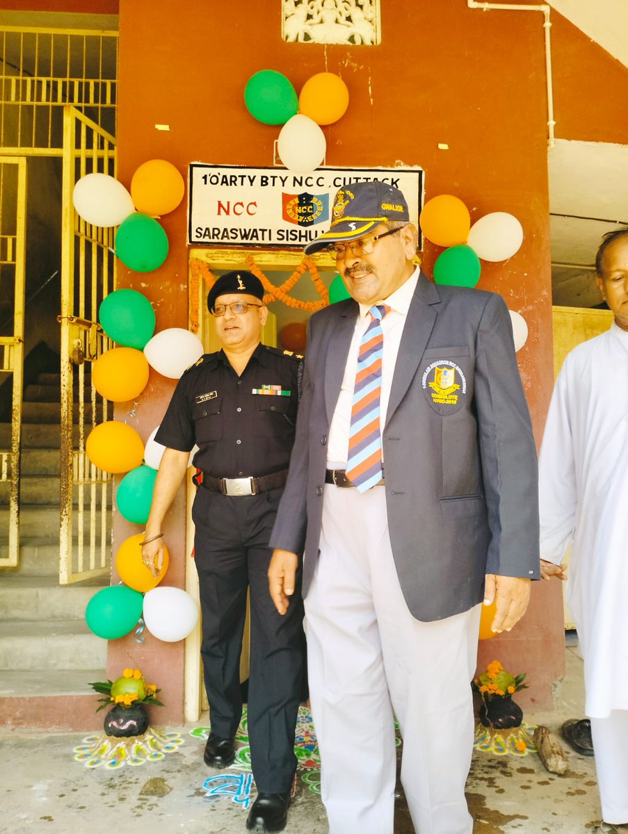 OneODArtyBtyNCC's tweet photo. Troop of #NCC at Saraswati Sishu Vidya Mandir (SSVM), Salipur under #1ODArtyBtyNCC was raised by #OC1ODArtyBtyNCC. Students and cadets were motivated to play role of effective future #NationBulider through #UnityandDiscipline. @utkalpride @kalinga_sagar @HQ_DG_NCC @DHE_Odisha https://t.co/iuXHbQtxyo