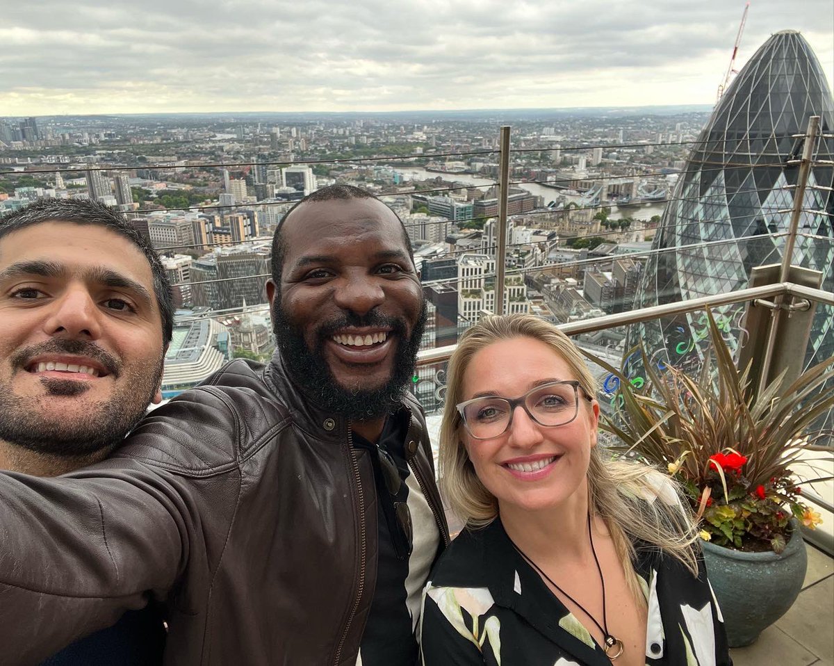 princeaudu_'s tweet photo. Happy birthday Aisha @motionparallex it was great seeing you again… The Langsiders back together in London… Essa and Elayna… Always a blast @essaustadi https://t.co/5je7LLHeky