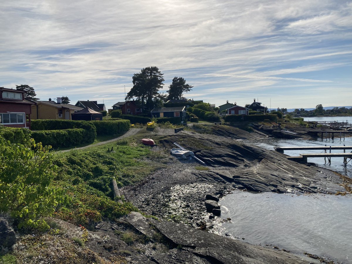 Corpsleone's tweet photo. #Lindøya https://t.co/G9d2D1OH7m