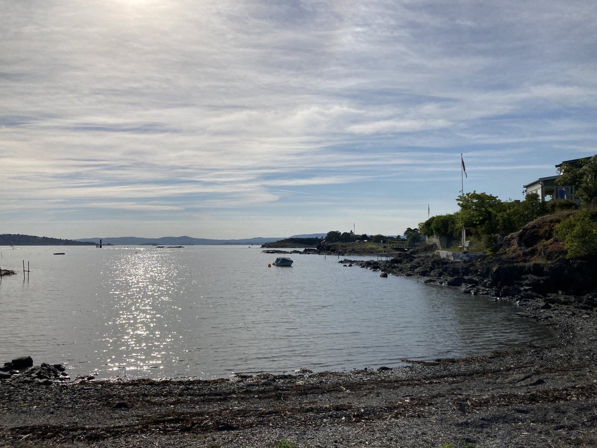 Corpsleone's tweet photo. #Lindøya https://t.co/G9d2D1OH7m