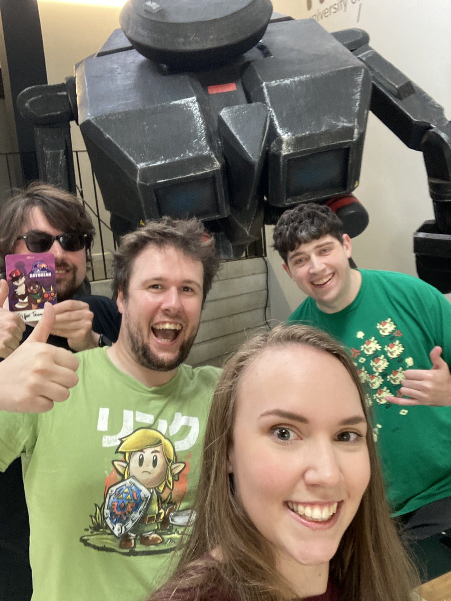 Gamescom is cool but so is meeting some of the lovely <a href="/Zeldathon/">Zeldathon</a> people!
Thanks to <a href="/Ynkebour/">Ynkebour 🇧🇪</a> and <a href="/HipHarbinger/">Hipster Harbinger</a> for dropping by to say hello :)