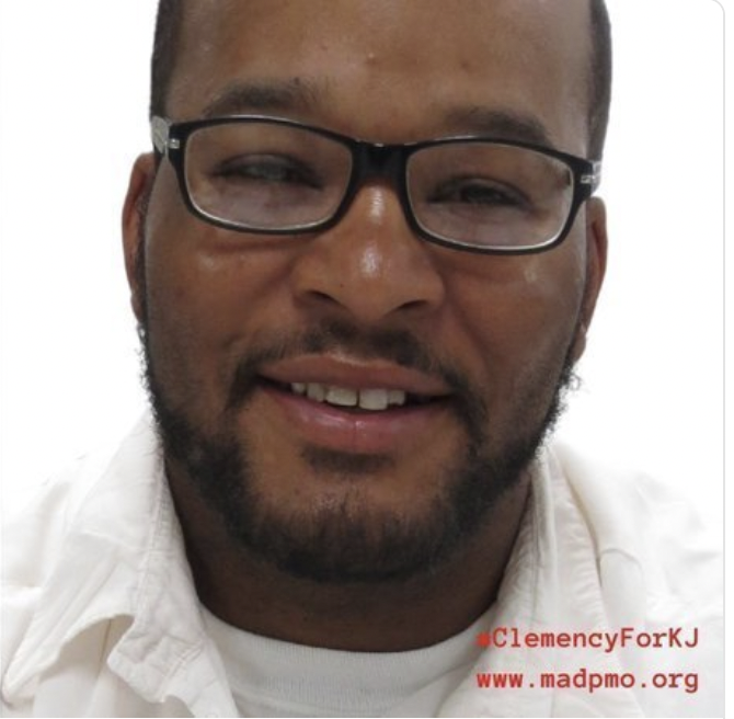 DPFocus's tweet photo. Please help #KevinJohnson, a victim of the profound inequities and racism in our criminal legal system. Missouri plans to execute Kevin on November 29th. Call on @GovParsonMO to stop this execution today! https://t.co/BMluaYAZZf #ClemencyForKJ https://t.co/6iCt8djyb2