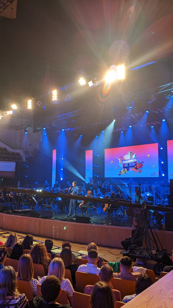 WomensaidBelLis's tweet photo. Some of our team are currently enjoying a lovely night down at the Waterfront Hall for 'The Belfast Mixtape' this evening, where the @UlsterOrchestra are playing a concert of meaningful songs from lockdown selected by keyworkers from across Belfast, including ourselves!🎶 https://t.co/H9KkHVLnN1