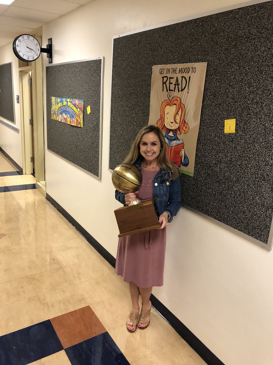 TeacherAllisonJW tweet media