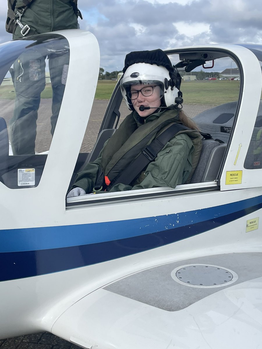 969 (St. Helens) Sqn tweet media