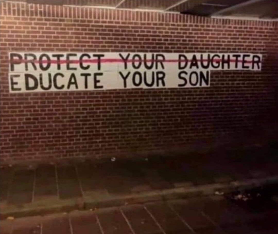 La violenza di genere è figlia della cultura patriarcale. 
Bisogna distruggerla per ricostruire.
Un lavoro che deve partire dalle basi, dall'educazione, dalla famiglia e dalla scuole.
#noallaviolenzasulledonne
#jerù