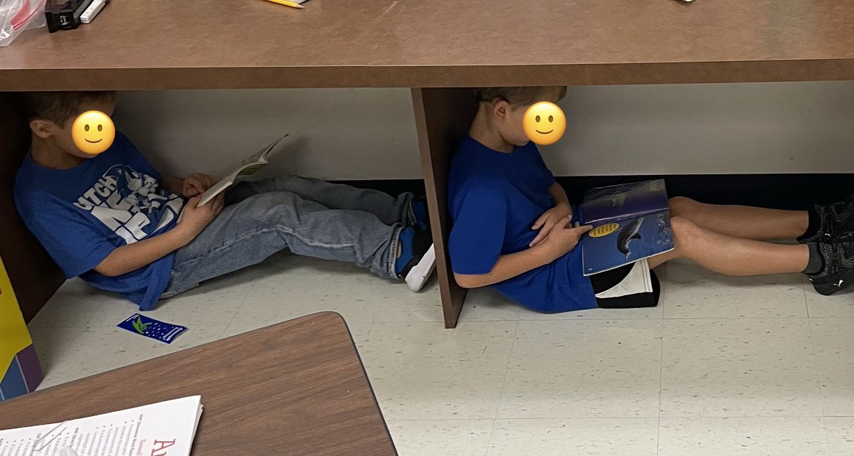 TidwellBrittani's tweet photo. This rainy day is perfect for practicing Independent Reading expectations📚Students helped create the class expectations during the mini-lesson and totally rocked it when it was time for practice! #MissionMovingForward #BeGolden https://t.co/avtwPks573
