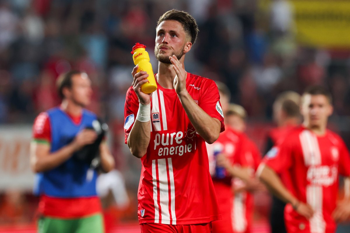 FC Twente tweet media