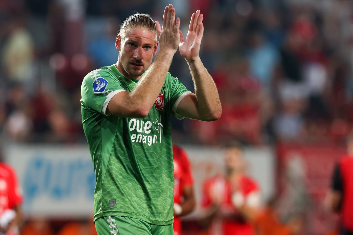 FC Twente tweet media