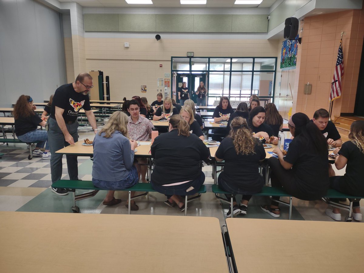 OverlookES's tweet photo. Thank you NTA for providing our "o"mazing staff with lunch today. #AACPSAwesome https://t.co/3JXjPJ8e5W
