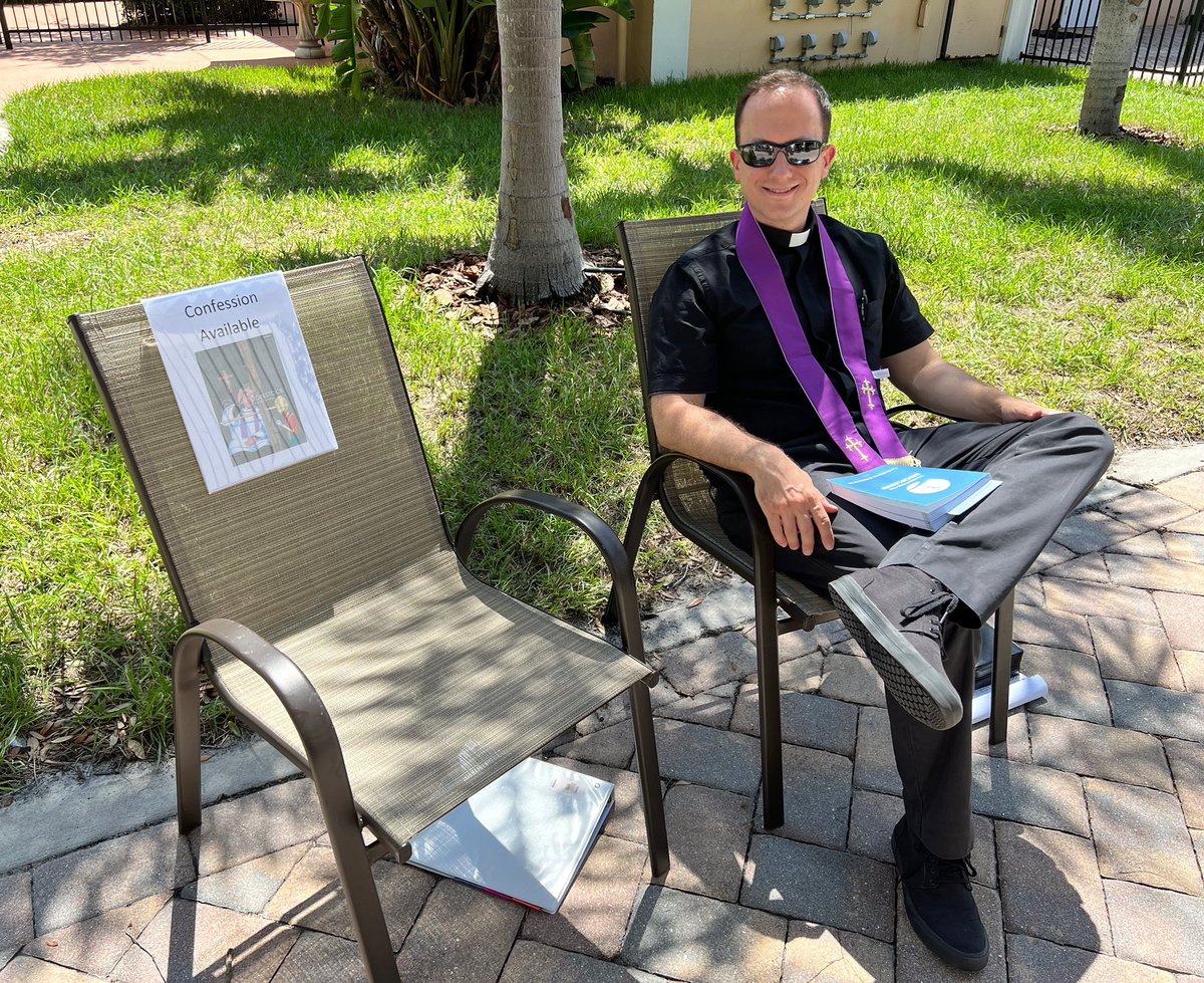 How lucky are we to have Fr. Andrew offer our students confession during recess? So grateful for our Catholic school!