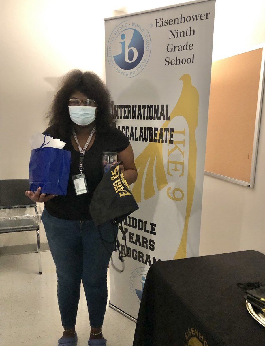 MrsGarner08's tweet photo. A few of our IB scholars who successfully completed IB Community Projects! We had a huge amount of students to successfully complete projects online and on campus @Ike9_AISD @JEOcanas1 @ToddLindeman4  We are wishing our IB scholars success on their future endeavors! https://t.co/qpzCXLPfbC