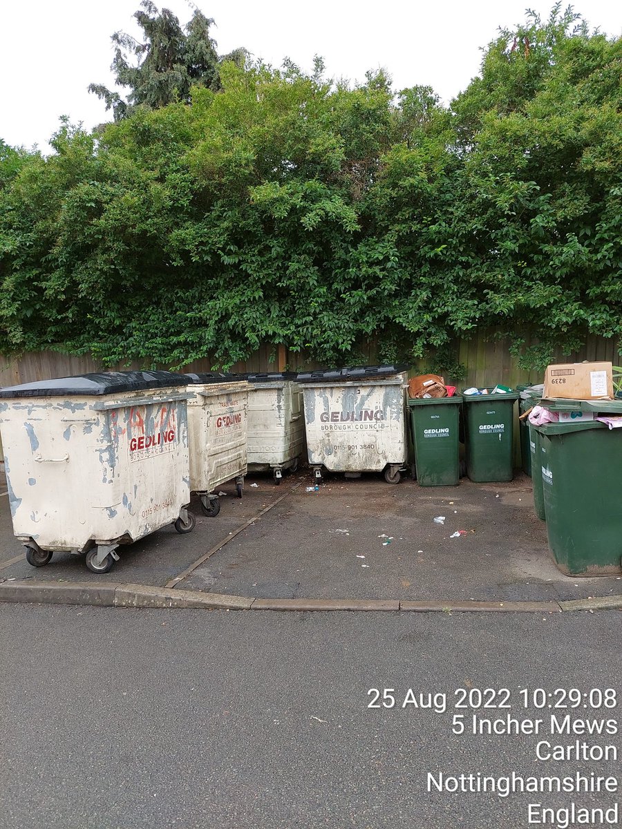 Before and after bin store area at Incher Mews this morning assisting the bin men to ensure all rubbish was cleared and bins emptied @pa_housing <a href="/teampurple/">Devin Bonin</a>