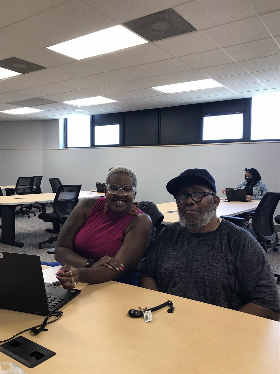 BethMills02's tweet photo. Come on out to our Auxiliary Application Day! We are here to help! @HR_PPS #PPSShines https://t.co/PMWxrpDFWC