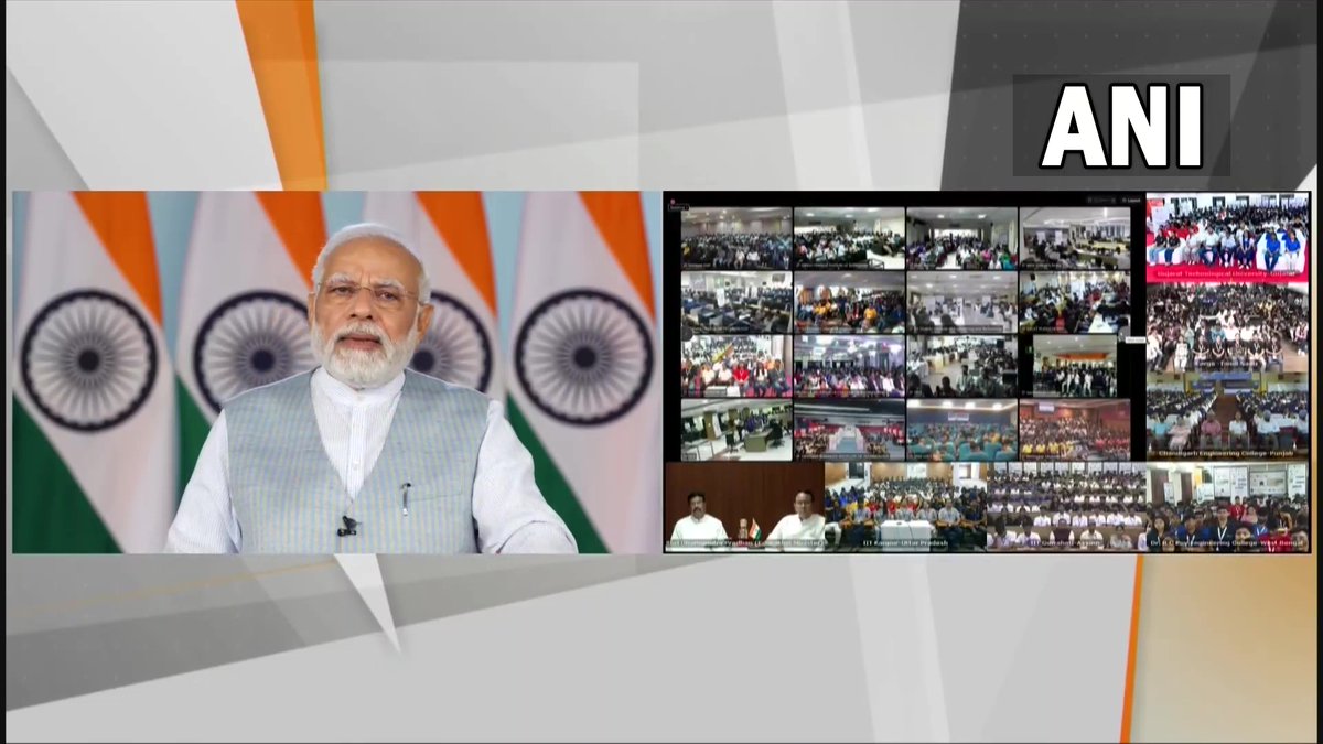 ANI's tweet photo. In the last 7-8 years, the country is progressing rapidly &amp; revolutions are happening one after the other. There've been an infrastructure revolution, health sector revolution, digital revolution, technology revolution, &amp; talent revolution: PM Modi https://t.co/PwgYlomJ6W
