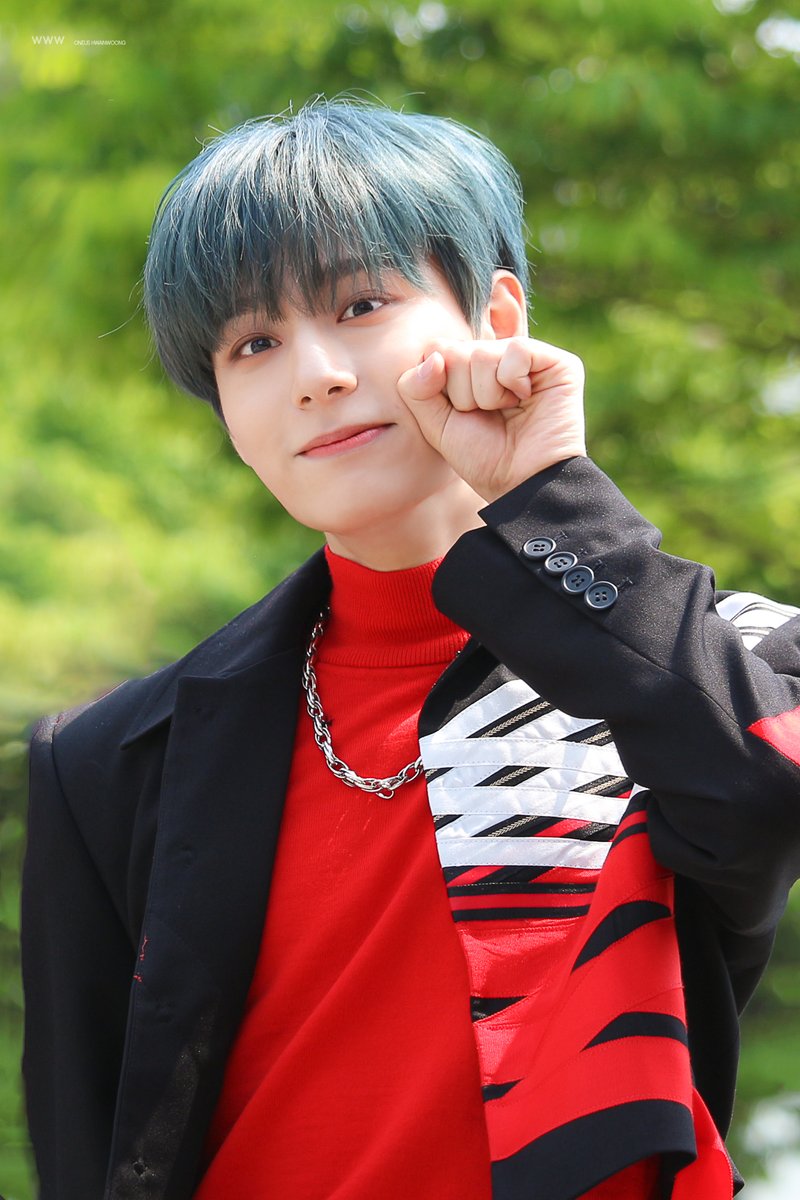 WorldWideWoong's tweet photo. 애기호랑이🐯말랑콩떡쪼꼬미귀요미 생일 축하해!!
#환웅이_생일떡주면_안잡아먹지
#SHINING_HWANWOONG_DAY
#환웅 #HWANWOONG #여환웅  
#원어스 #ONEUS https://t.co/wXBm5w7qlX