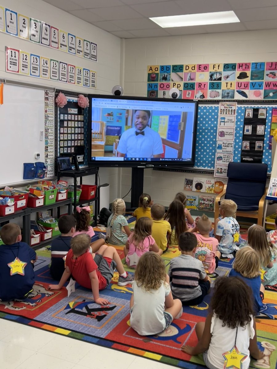 Kate Stokley (@stokleymrs) on Twitter photo Welcome to Kindergarten friends! I’m so happy you are here! <a href="/LovettsvilleES/">Lovettsville ES</a> <a href="/teachMrReed/">Dwayne Reed</a> Welcome to Kindergarten friends! I’m so happy you are here! <a href="/LovettsvilleES/">Lovettsville ES</a> <a href="/teachMrReed/">Dwayne Reed</a>