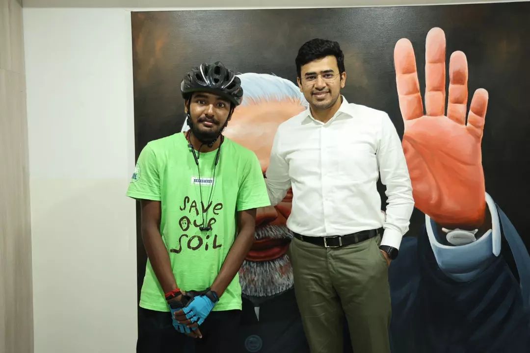 soilsahiljha's tweet photo. Met National President of @BJYM 
@Tejasvi_Surya ji ( MP Bangalore south) for getting their support to the world's largest people's movement #SaveSoil . It was a surprise for me that he is already aware and following up with my regular journey🚴‍♂️🇮🇳  tweets. @cpsavesoil @SadhguruJV https://t.co/0OmJZMs3vx