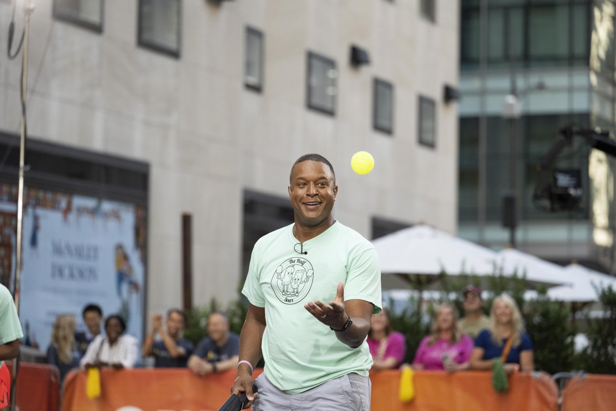 TODAYshow's tweet photo. Some pickleball action at the Plaza today with @BenJohns_pb, Jessie Irvine, @hodakotb, and @craigmelvin! 

📸: Nate Congleton https://t.co/Lwm8DQ1U43