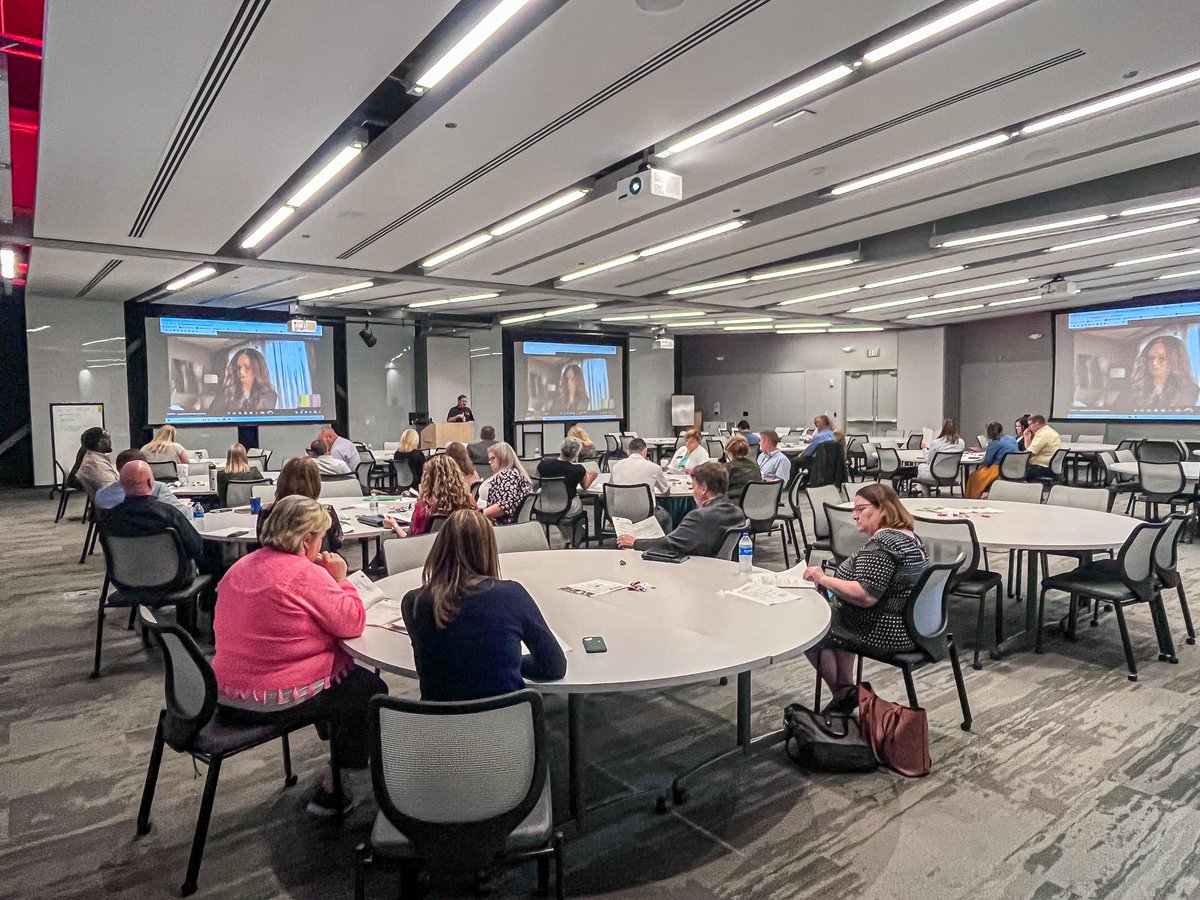 LSEcoDevC's tweet photo. Yesterday, LSWFA's meeting enjoyed Youth Registered Apprenticeship Specialist, Cynthia Walker. She discussed the certification process along with @LSR7 Shannan Booth and Jeff Buckner #LSWFA #Workforce #R7STRONG
DM for more info! https://t.co/2vSMDb7f4j