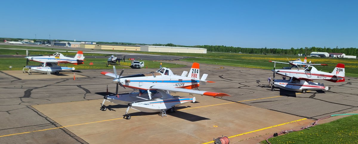 DauntlessAir's tweet photo. Scenes from #FireSeason2022: In early June, four Dauntless #FireBosses dotted the tarmac at the Hibbing air tanker base in Minnesota.
You can check out the state's current #wildfire danger & burning restrictions by visiting: https://t.co/yayaYUY9no https://t.co/k4Y95YRpUu