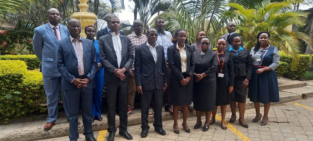 makaumutua tweet picture
