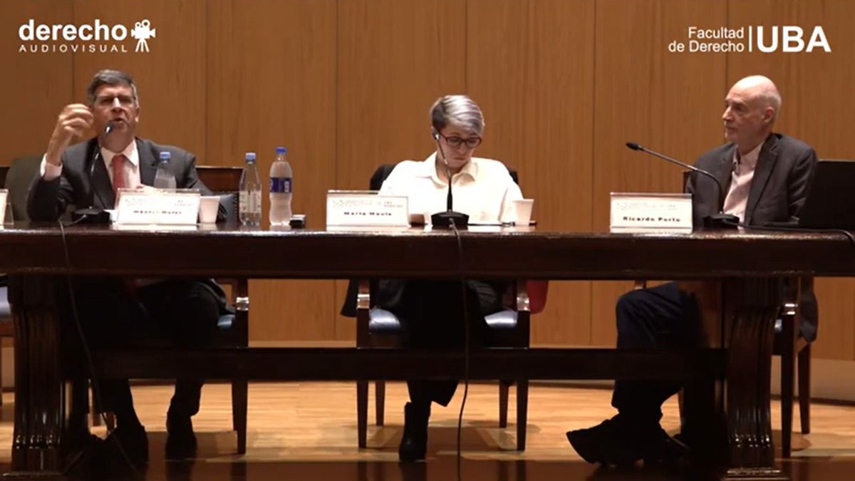 ObservaTICUBA's tweet photo. Junto a @rportomedios, @maule, @labustina y @HectorHuici dialogamos sobre las diferentes miradas acerca de las TIC como servicios públicos esenciales y estratégicos en competencia, el DNU 690 y su judicialización, y la historia de las TIC en la #Argentina. 

Excelente debate! https://t.co/sDd3XZIjtv