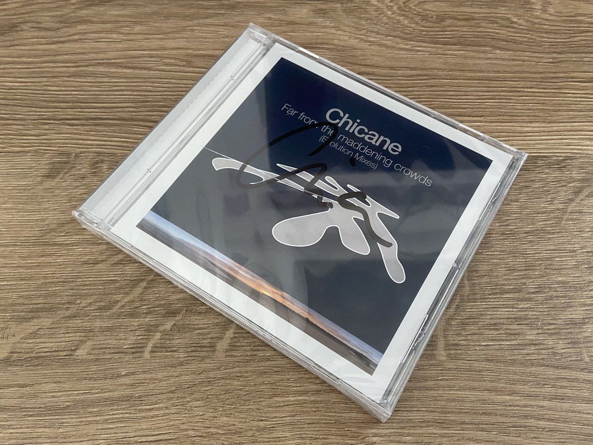 suttie50's tweet photo. Thank you to @NickChicane for my signed CD #CompetitionWinner ๐ absolutely over the moon, first thing I have ever won ๐
#Thankyou #Chicane #Early #AlreadyThere #Offshore #LostYouSomewhere #FromBlueToGreen #Sunstroke #LeavingTown #TheDriveHome #FarFromTheMaddeningCrowd https://t.co/96ORpgsQA1