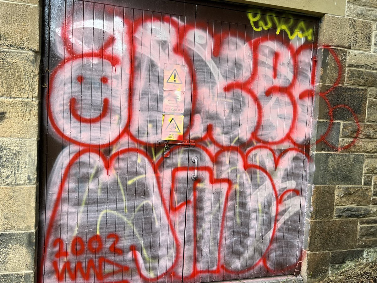 Litadoolan's tweet photo. Some of the street #art that inspired #AudreysArtClub @edfringe #edinburgh 

#queerfringe #digitalfringe #theatre https://t.co/cBEI9WaF2x