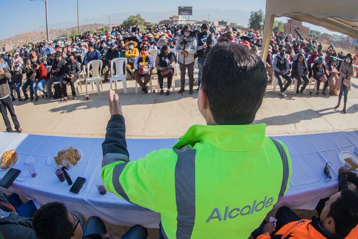ManfredBolivia's tweet photo. Iniciamos las jornadas de limpieza en nuestra #Llajta, comenzando con la Mancomunidad Pucara Grande en el distrito 9; estamos a una semana de recibir #septiembre, mes de #Cochabamba y queremos que toda la ciudad luzca radiante y siga siendo la ciudad más limpia de #Bolivia. https://t.co/yn5aqH78OJ