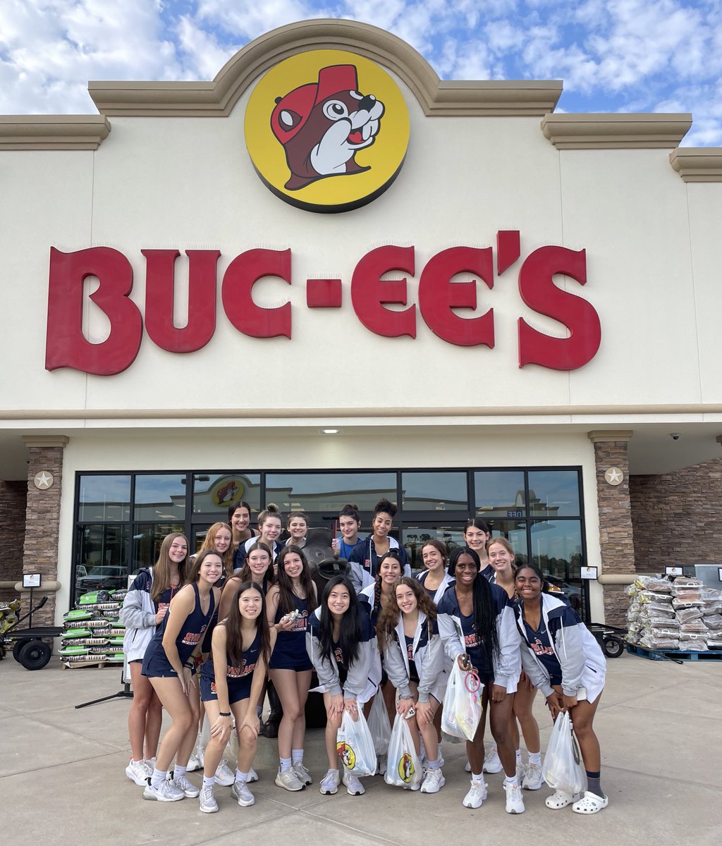 7LakesVBnews's tweet photo. @Volleypalooza1 Bound! Ready for a great 3-day tournament in Cedar Park with strong competition! Let’s get it, Spartans! 🧡💙#outeam https://t.co/9dNl2dD45G