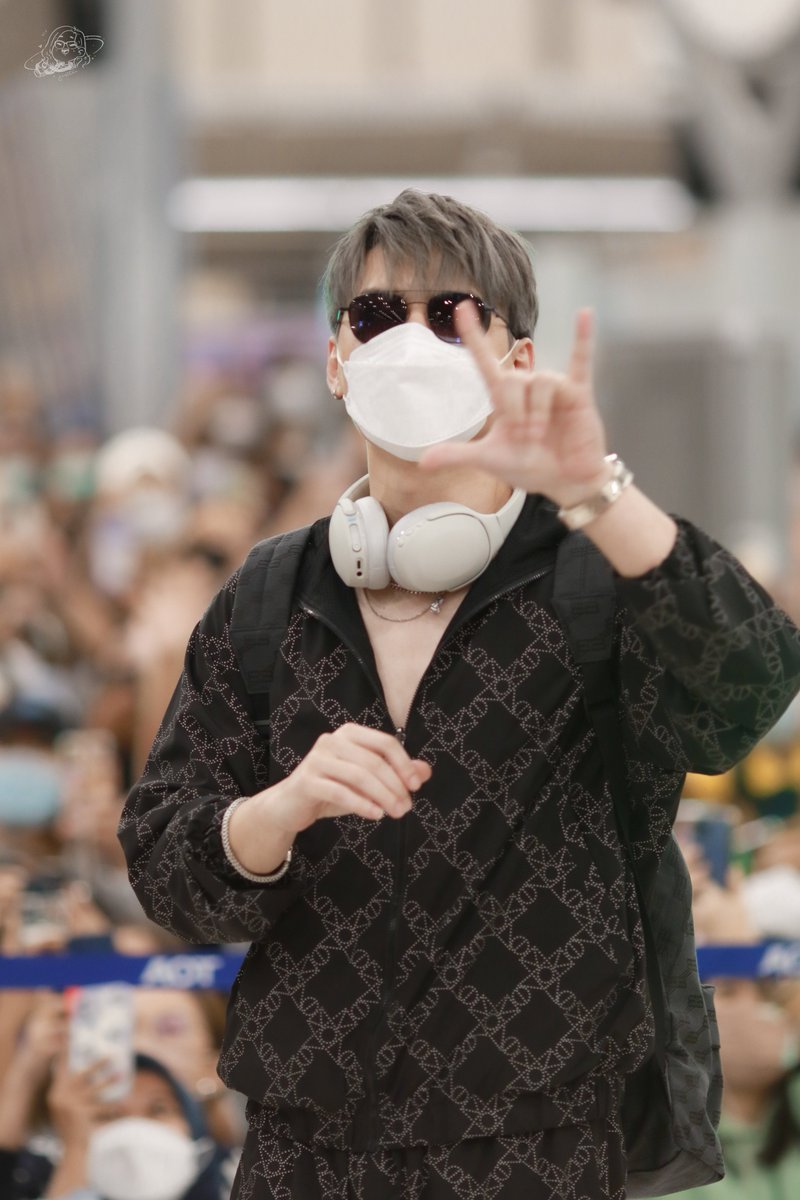 justtan_s's tweet photo. หัวใจวนวนให้ยูยู่💛💛💛
@kristtps 
#KristPerawat #GMMTVreadyforJapanD2
#justtanpixz https://t.co/9AmrYXrYND