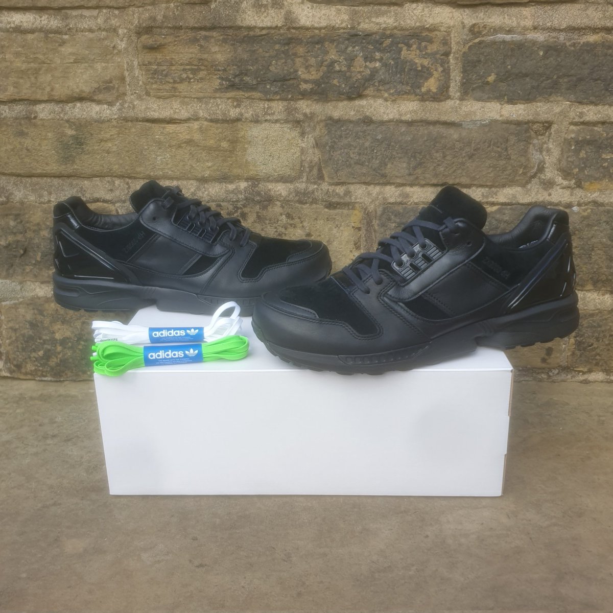 adiFamily_'s tweet photo. Thank you @endclothing
adidas × deadHYPE ZX8000 GoreTex
Comes with A to ZX lace aglets. If #AtoZX, the best quality pair of the lot. They're fucking insane, on another planet, my best buy of the year & I've had some belters
Under the radar 🤪
#adiFamily #3stripes2soles1love https://t.co/A4IeAiE9UW
