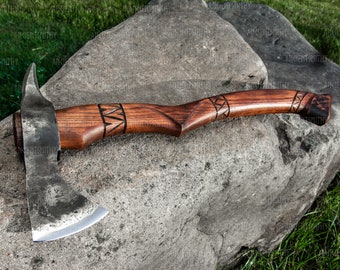 KnifeUnique tweet picture