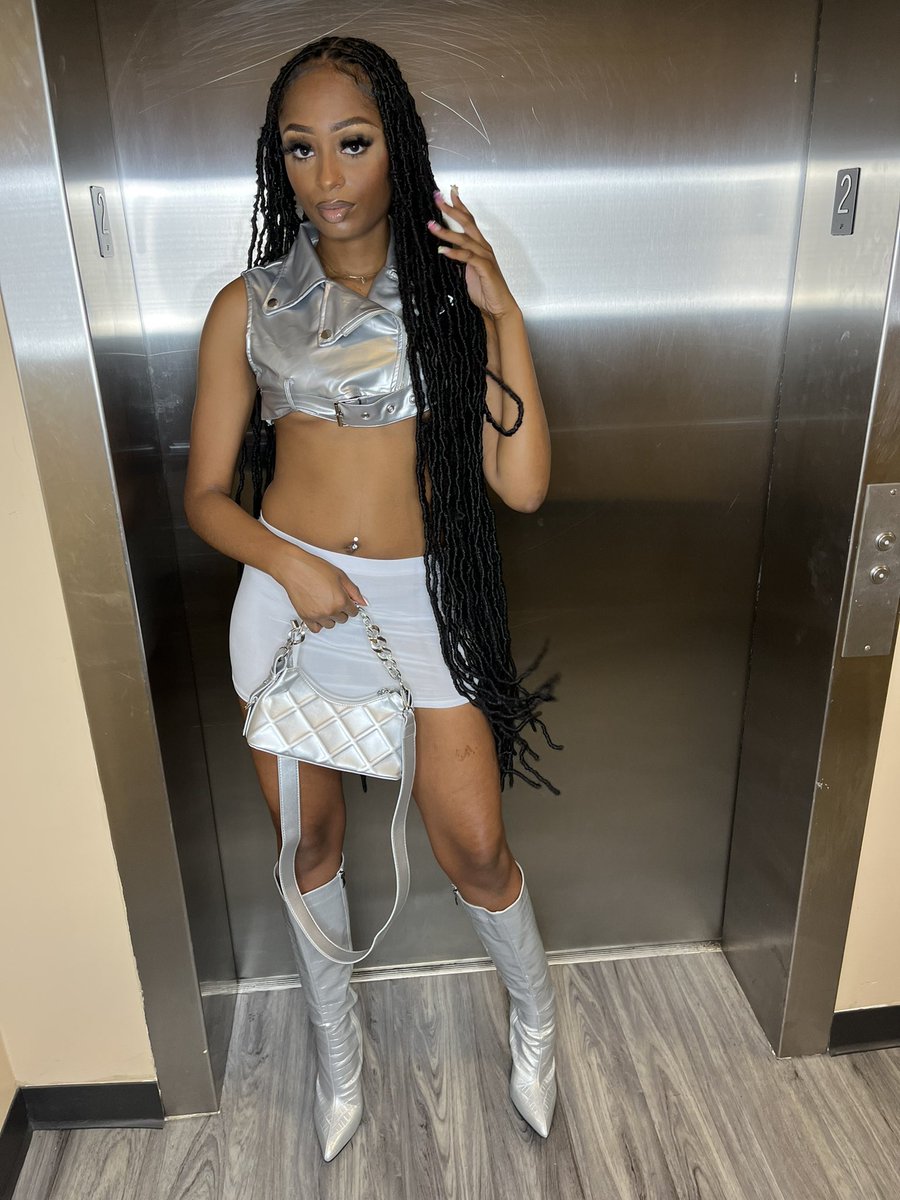 _caittttt__'s tweet photo. they say they don't fwm, but i say they can't fwm 😘 
#ptso2 https://t.co/AVi6fI38Lo