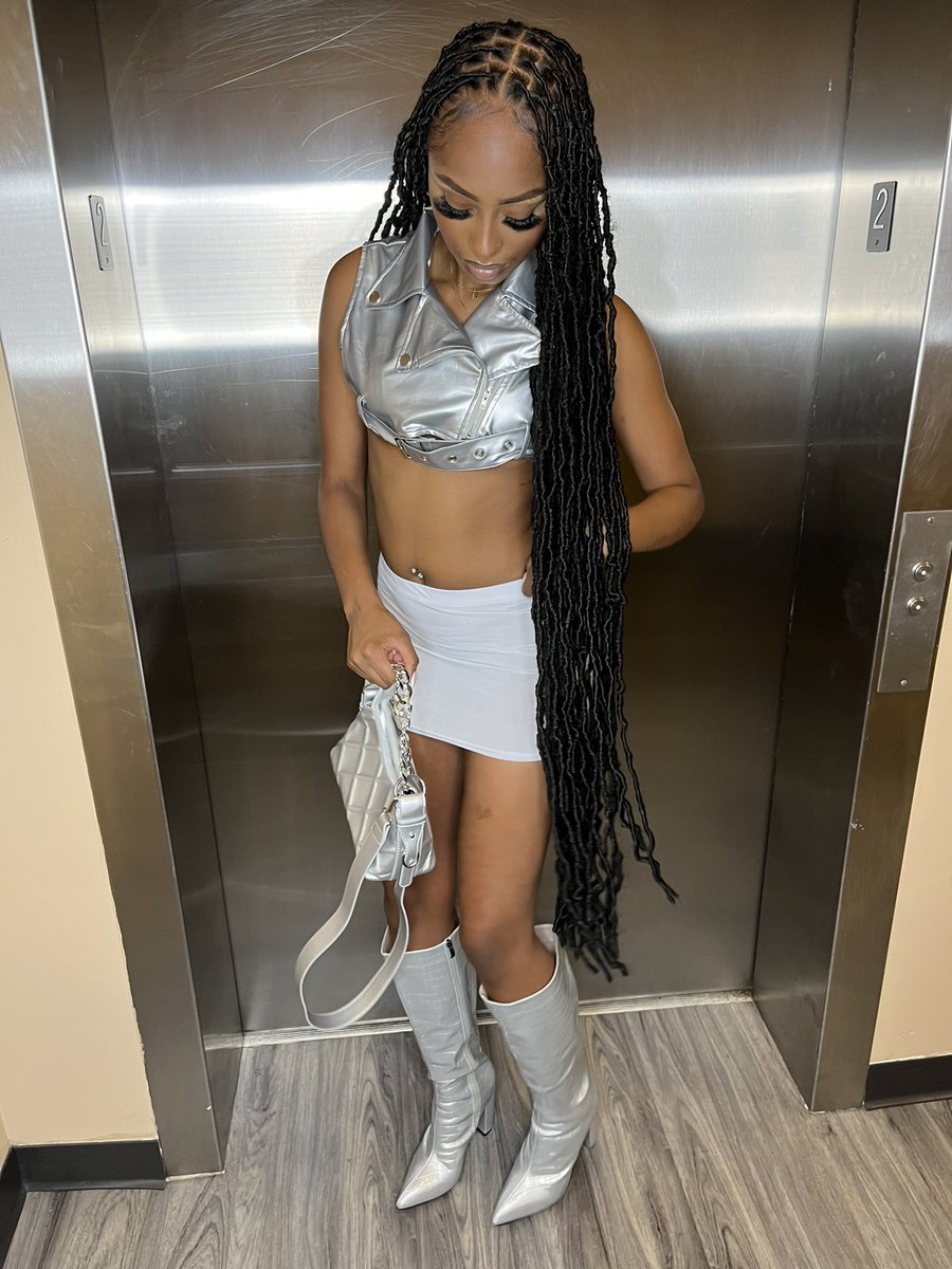 _caittttt__'s tweet photo. they say they don't fwm, but i say they can't fwm 😘 
#ptso2 https://t.co/AVi6fI38Lo