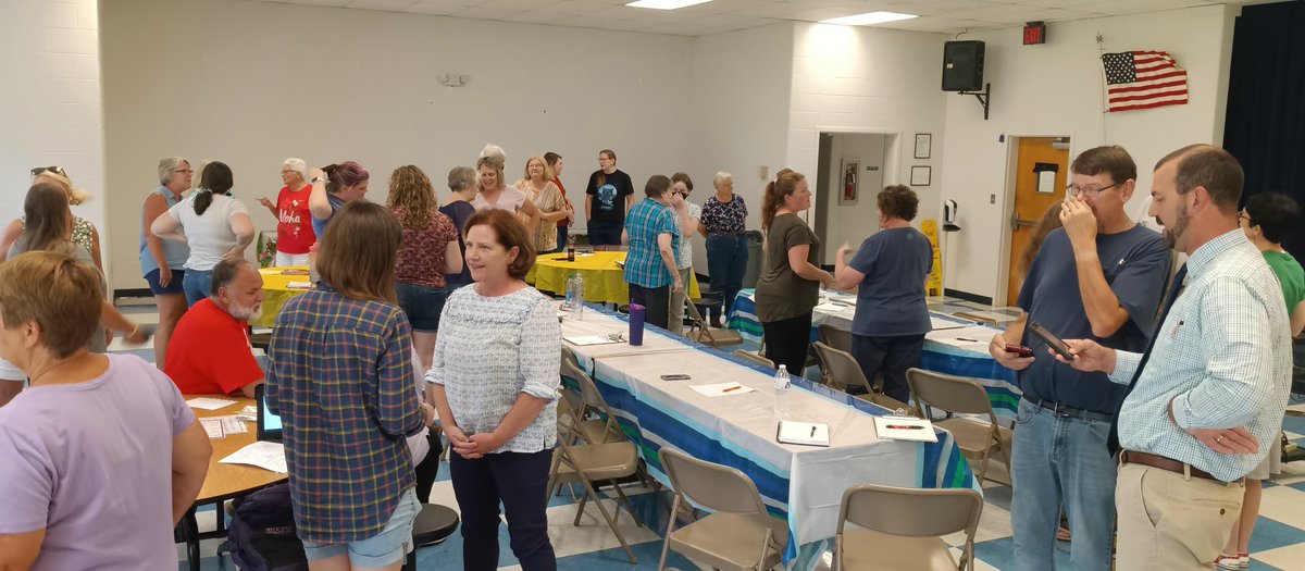 nmcabral's tweet photo. Teachers, assistants, and other staff members are getting together today to discuss our plans for the school year. #hcps_rams https://t.co/xqmFgw114b