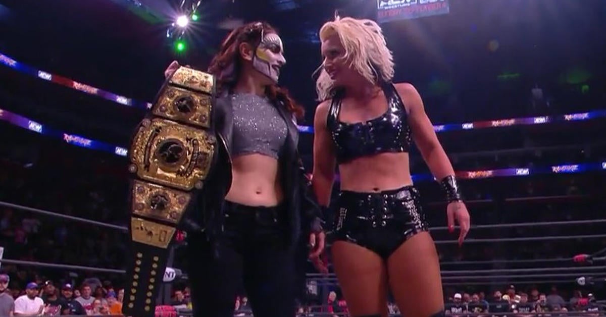 Thunder Rosa and Toni Storm