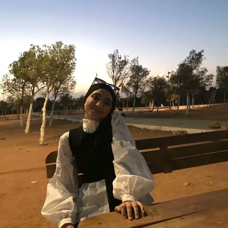 bouchianfal's tweet image. لعل الله يحدث بعد ذلك أمرا
 •لعل الله يحدث بعد ذلك أمرا•
______________✨🖤________________
@anfal_bch_ 
#vlog
#photography #phtooftheday  #shoot #fashionstyle #bloggerstyle
#outfit #outfitinspiration #hidjab #style
#outfits #تفاؤل #ايجابيه  #عالمي  #dz  #trending  #exploring