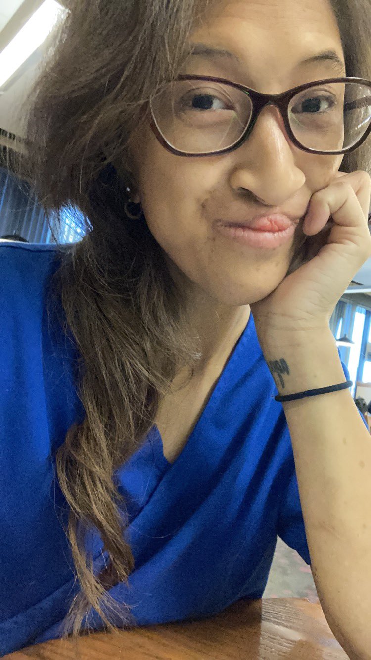 1 pic. Honestly a bit TOO excited that I’m finally required to wear scrubs even if it’s just for phlebotomy class. Sterile processing job / clinicals starting soon too! 😋🥳💜 #mtttt #medtwitterthirsttrapthursday #premed #premedtwitter #premedlife #docswithdisabilities #disabledandhot https://t.co/fDUqSDQUZK