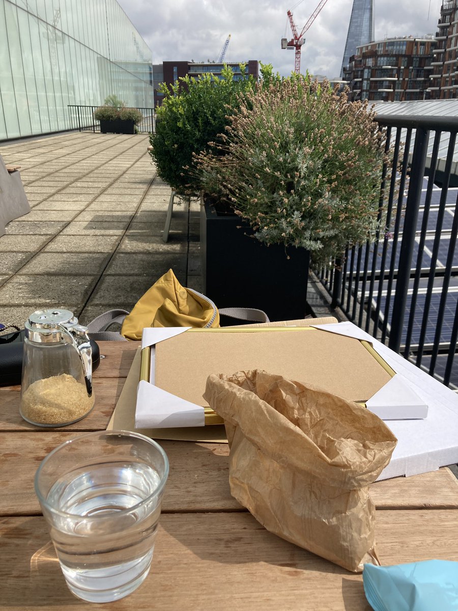 elly_clarke's tweet photo. Desperately Delicious Dirty Data Dealings atop @Tate mod - with Mo White and @_Sergina
#DirtyData #Sergina #SellingData
#Investment #LimitedEdition #ArtForSale #DataForSale https://t.co/z4G2grhMPN