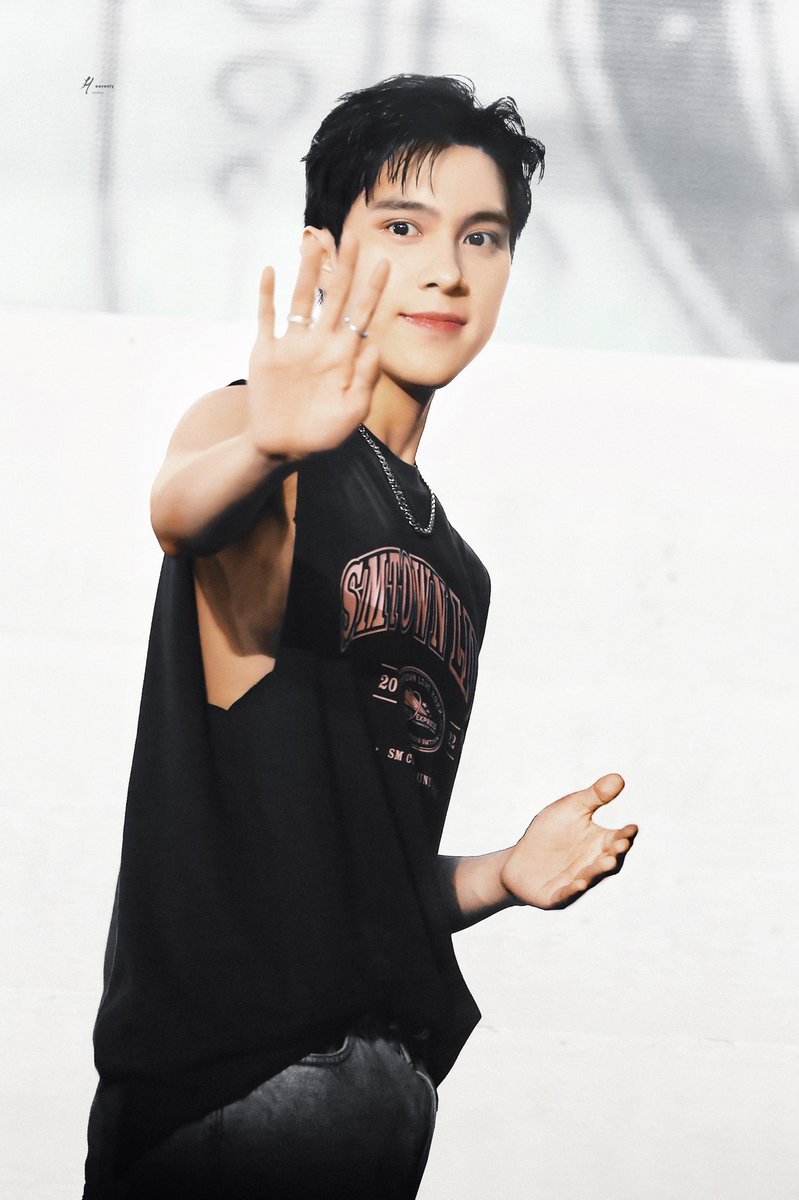 #HENDERY #黄冠亨 #헨드리 
#WayV #威神V #웨이션브이