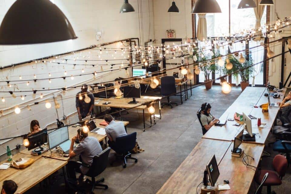 CenterpeaceYoga's tweet photo. Would you like to promote employee happiness and wellness in the workplace? Here's how to get started. First, you should offer flexibility for your employees' schedules. Find out more at: https://t.co/1NOBReDosp #employeehappiness #employee https://t.co/f7SFx6kCEK