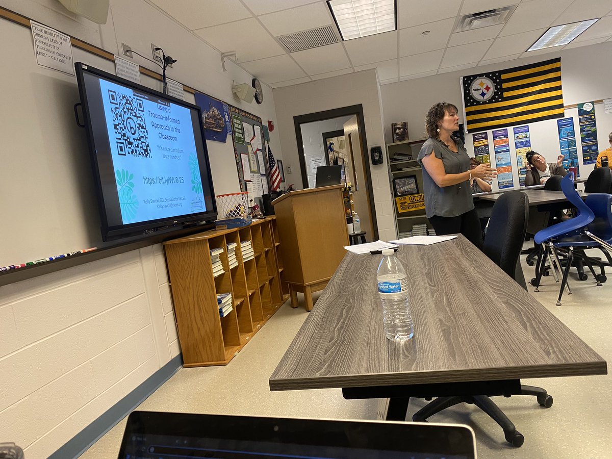 Jen_Goodenough's tweet photo. Miss working with you girls, but love that I still get to learn from you! Great sessions w 2 of my favorite people this morning! My little Bearcats will definitely benefit from the wonderful SEL resources &amp; knowledge shared! 💙 Thanks @savicki_kelly @MayberryLyndsey @nkcescrrsa https://t.co/td0hnBTZ7T