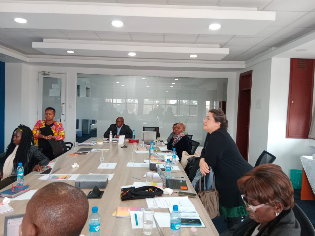 iphafrica's tweet photo. Impact Secretariat and the Busara team deep in strategy discussions. #strategicreport #philanthropyinKenya #CorporatePhilanthropy @CIFFchild @SafaricomFDN @ChandariaKenya @KTDAFoundation @malarianomoreuk @PeterNdegwa_ @MastercardFdn @_avpa_ @KCBGroup https://t.co/vmImicOJeS