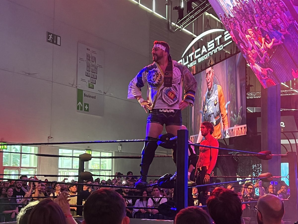 Chris_CKJ's tweet photo. @ColtCabana it was great watching you wrestle at #Gamescom today #AEW #thqnordic2022 @AEW @THQNordic https://t.co/0dttIXSCKa